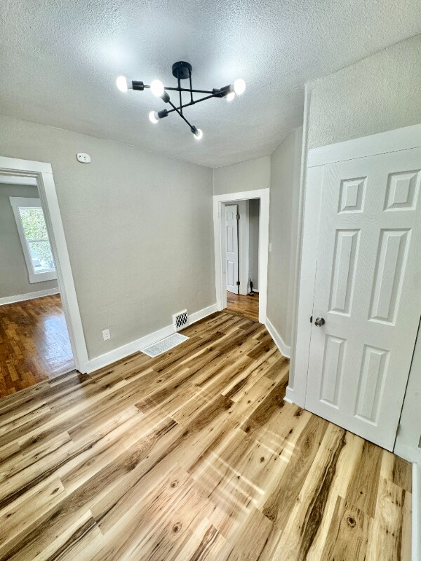 Building Photo - 322 E St Vrain St