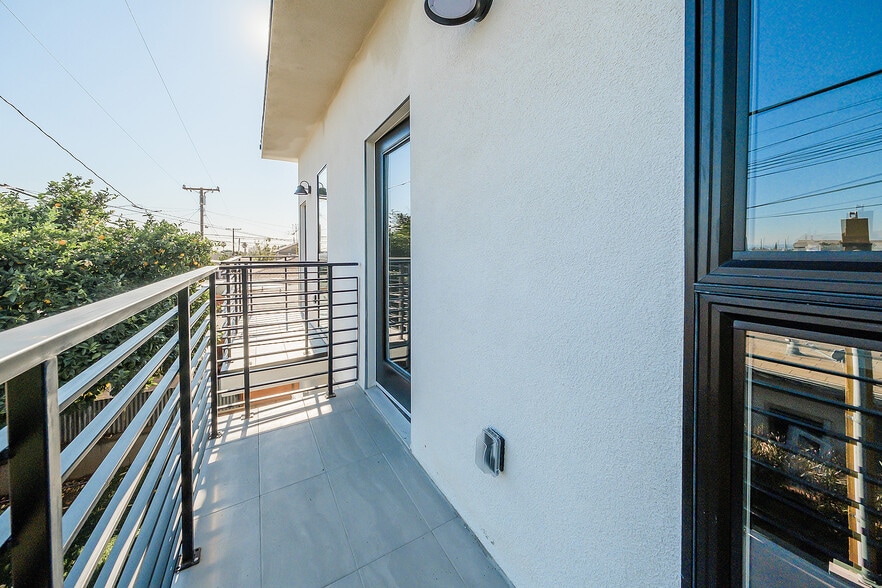 Building Photo - 668 Keenan Ave