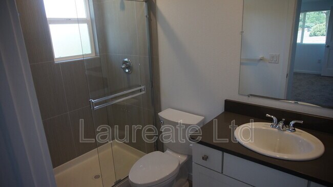 Building Photo - 1800 S Cook St