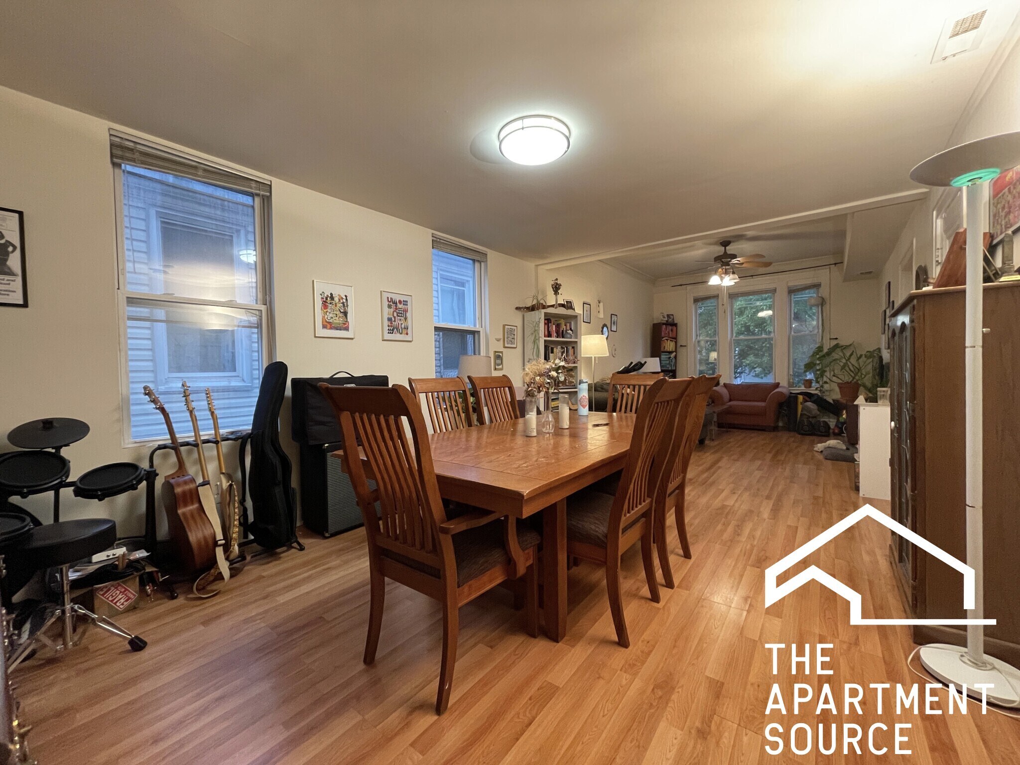 Building Photo - 3052 W George St