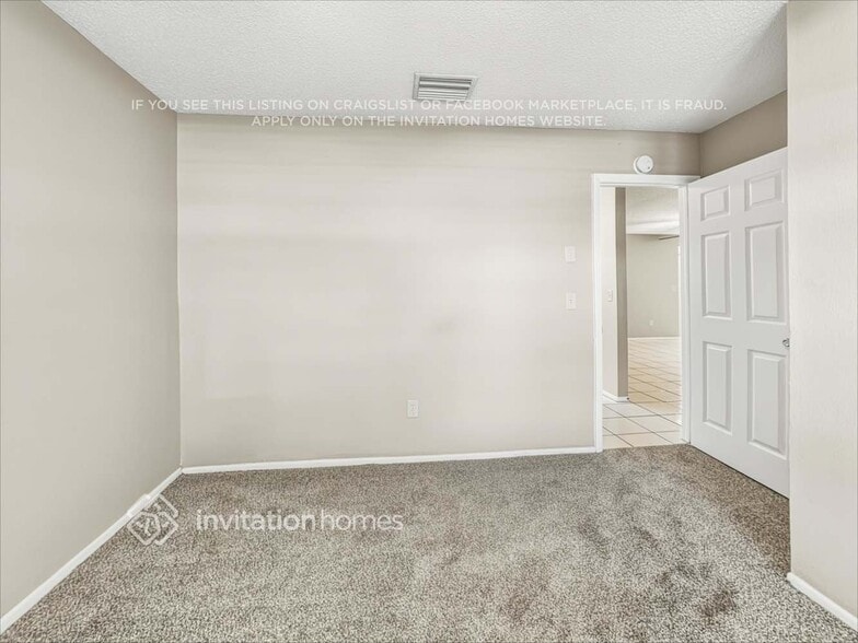 Building Photo - 612 Limetree Dr