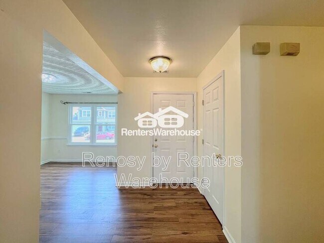 Building Photo - 504 Hamilton Ave