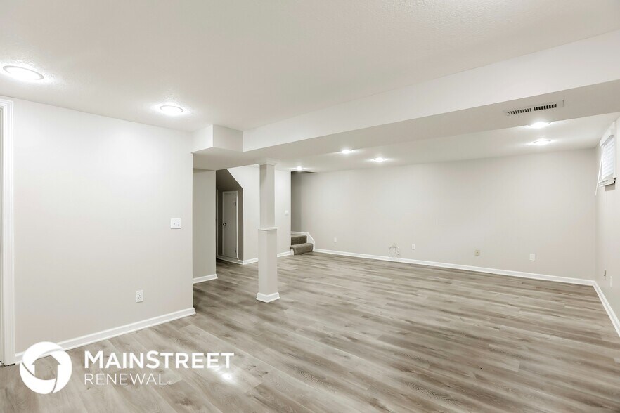 Building Photo - 16109 E 25th St S