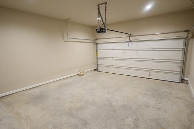 Building Photo - 5110 Pr Ter Ln