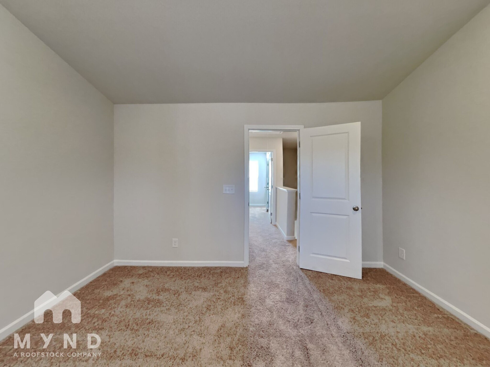 Building Photo - 402 Ivy Bank Dr