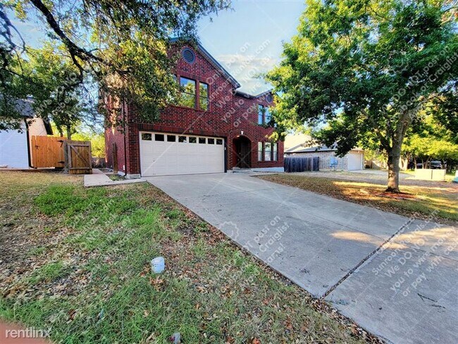 Building Photo - 809 Dogwood Trail