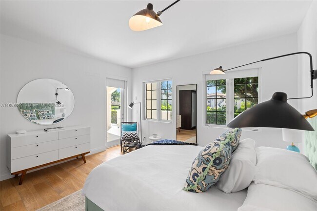 Building Photo - 19216 Fisher Island Dr