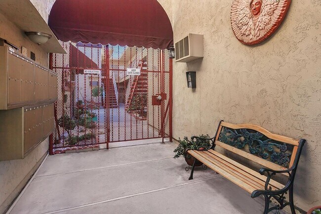 Interior Photo - Arizona Towers