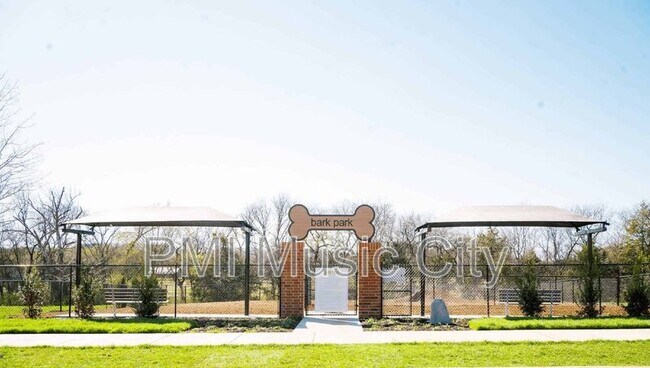 Building Photo - 1729 Old Drakes Creek Rd