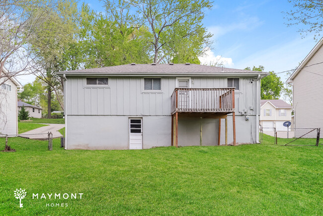 Building Photo - 3-Bedroom Home with Spacious Living Area