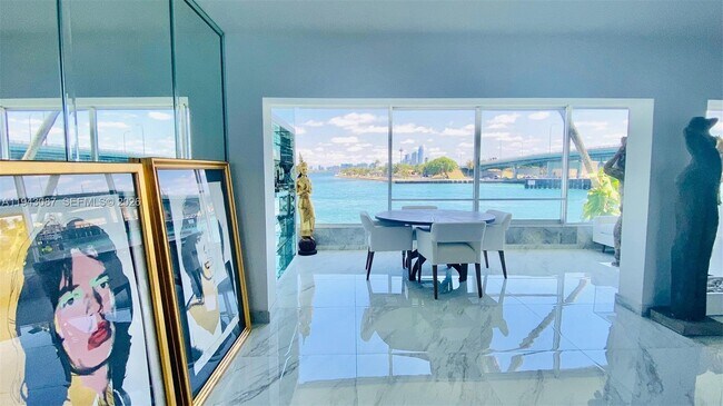 Building Photo - 286 Bal Bay Dr