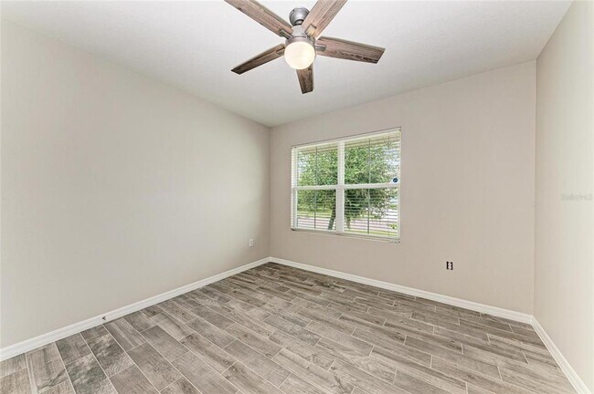Building Photo - 2825 Greenleaf Ter