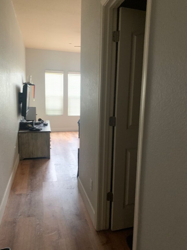 Building Photo - 4 Bedroom 2.5 Bath ready soon