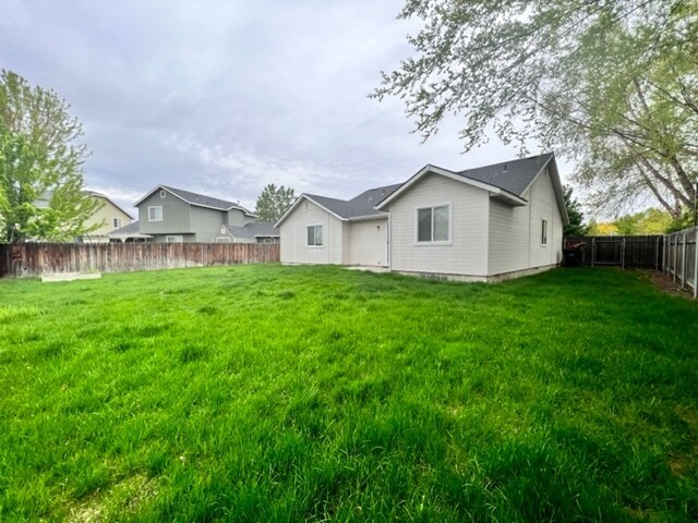 Building Photo - 3857 N Tipton Way