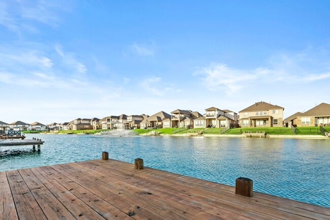 Building Photo - 3506 Lake Bella Megan Dr