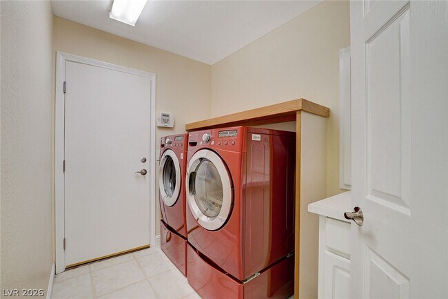 Building Photo - 432 Staghorn Pass Ave