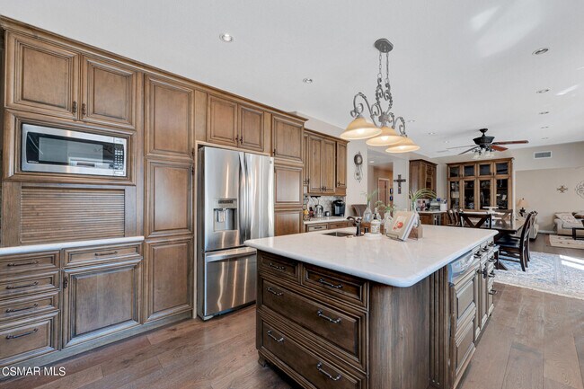 Building Photo - 4542 Skidmore Ct