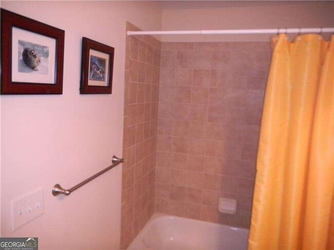 Building Photo - 17 Oakhurst Common Dr