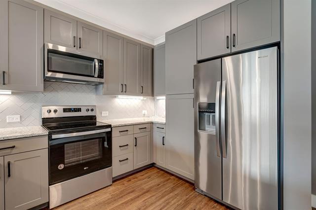 Building Photo - 3517 Windhaven Pkwy