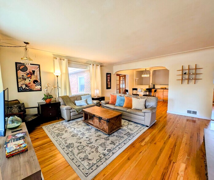 Building Photo - 3123 W 55th Ave