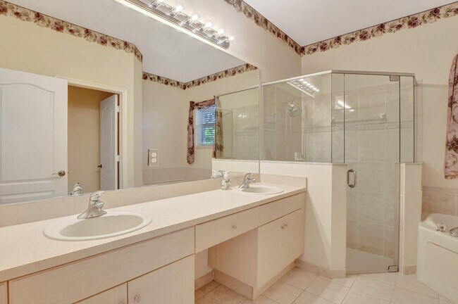 Building Photo - 4893 NW 59th Ct