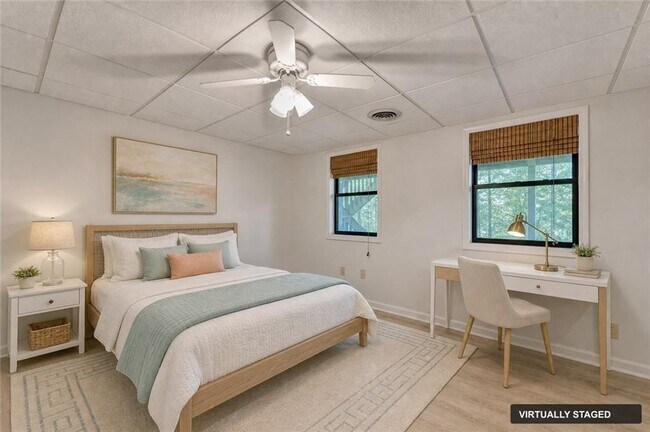 Building Photo - 5100 Forest Mist Dr
