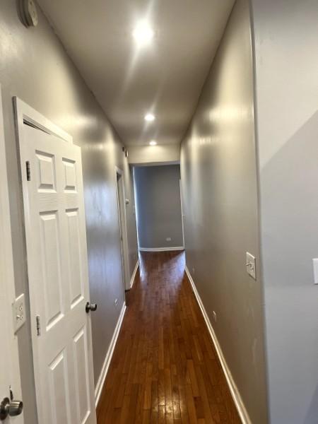 Building Photo - 6037 S Rhodes Ave