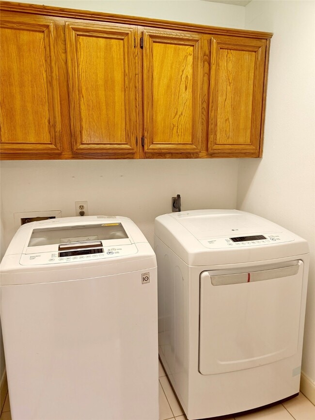 Building Photo - 3446 Mimosa Way