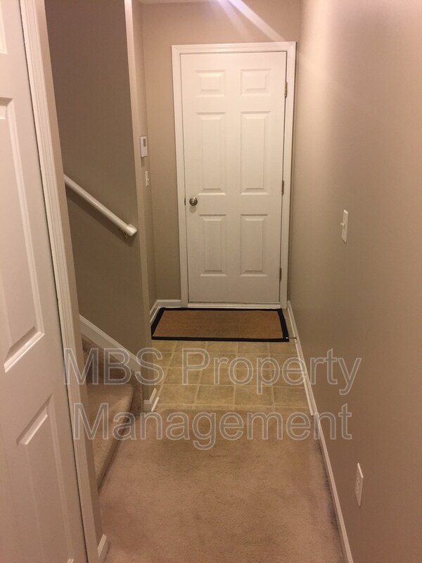 Building Photo - 63 Winder St