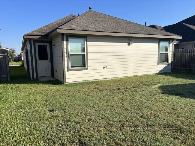 Building Photo - 25623 Bottlebrush Sedge St