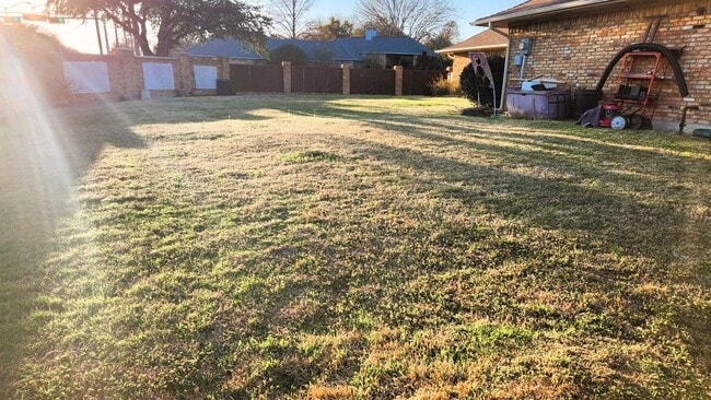 Building Photo - 4204 Country Brook Dr