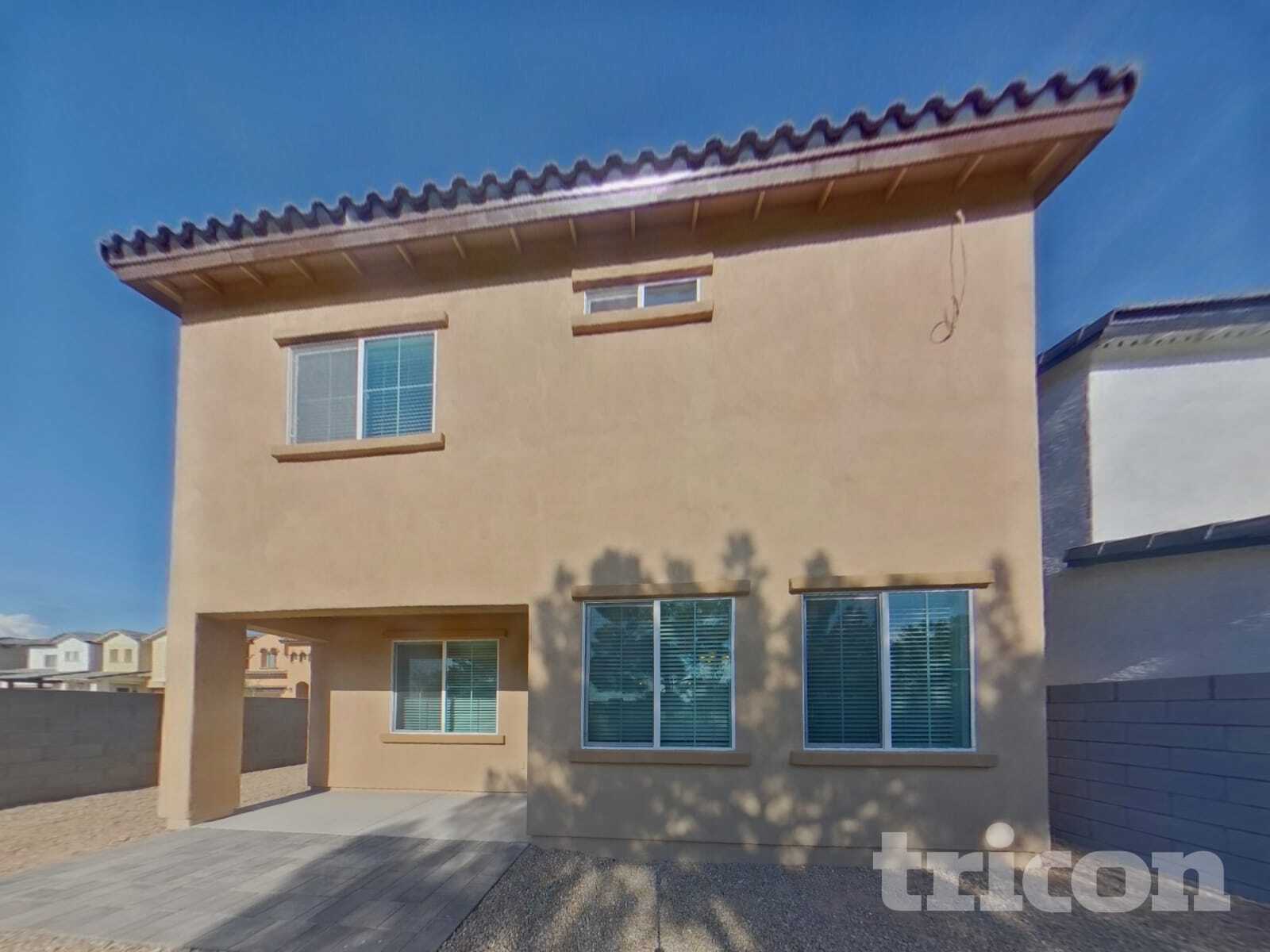 Building Photo - 1330 N Parkcrest