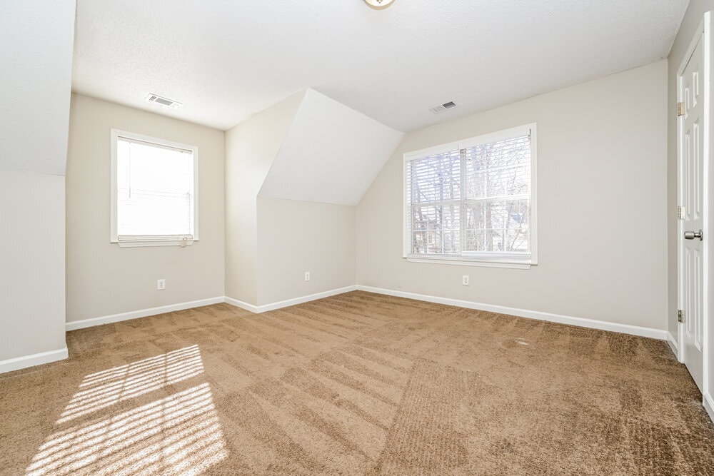 Building Photo - 483 Chase Marion Way