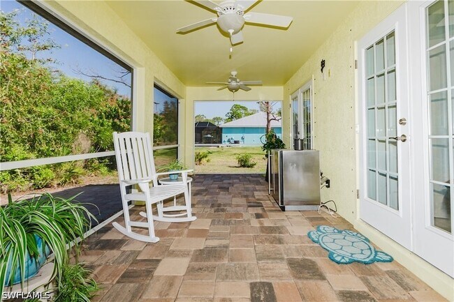 Building Photo - 11693 Oakland Dr