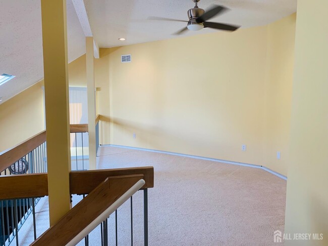 Building Photo - 12 Catawba Ct