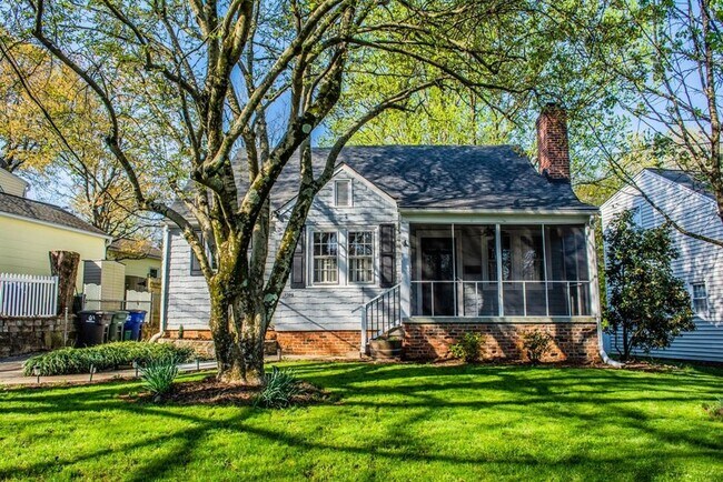 Primary Photo - 2324 Fairway Dr