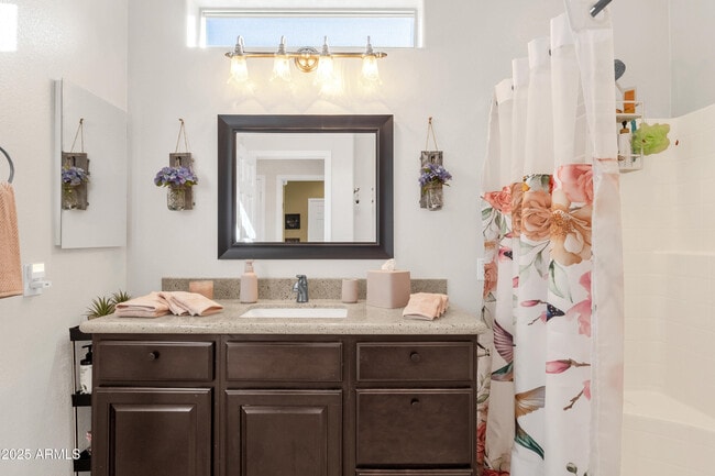 Building Photo - 4718 E Jude Ct