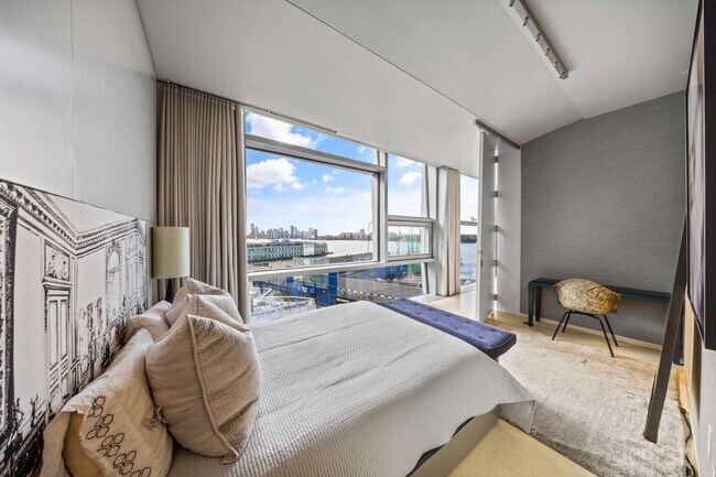 Building Photo - 100 11th Ave