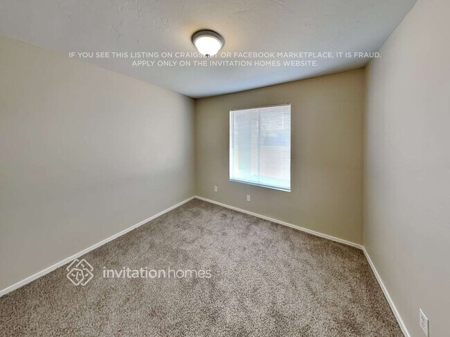 Building Photo - 2201 S Orange