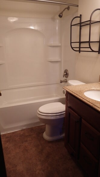 Building Photo - 4711 Trail Dr