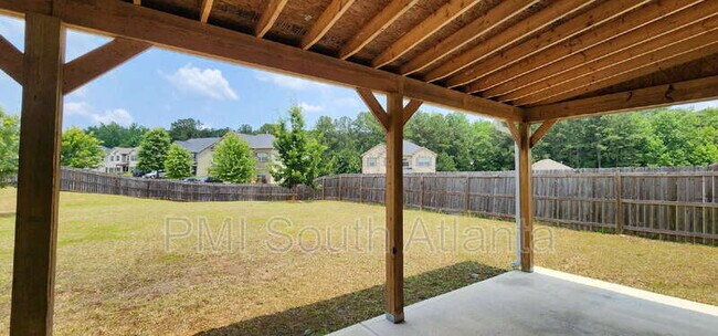 Building Photo - 633 Amrose Way