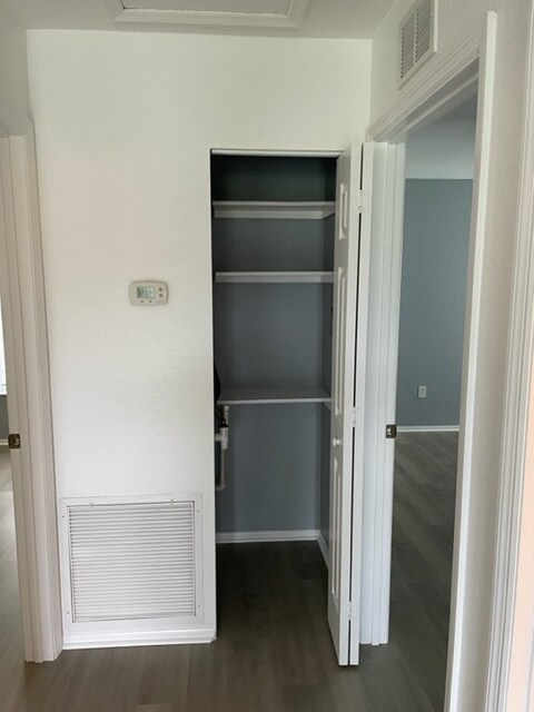 Building Photo - 1071 Nomad Rd