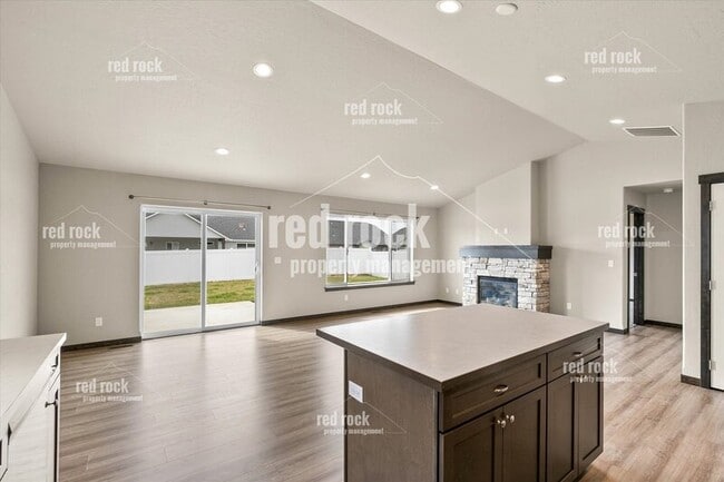 Building Photo - 6659 W Irish Cir