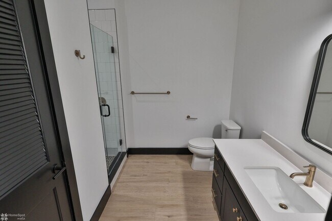 Building Photo - Studio Apartment at Watermark in Downtown ...