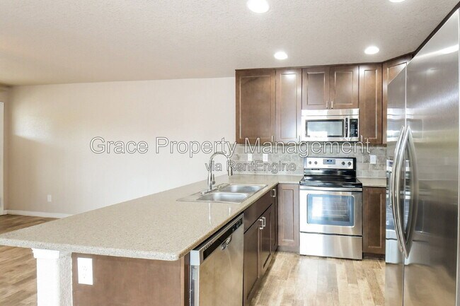 Building Photo - 6107 Kochia Ct