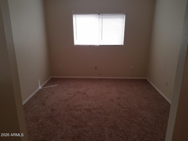 Building Photo - 11796 W Dahlia Dr