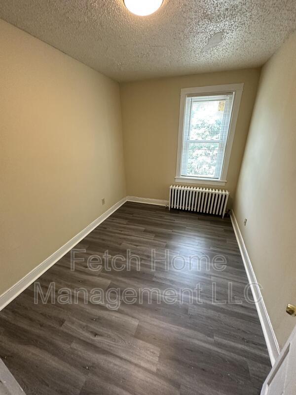 Building Photo - 326 Beaver St