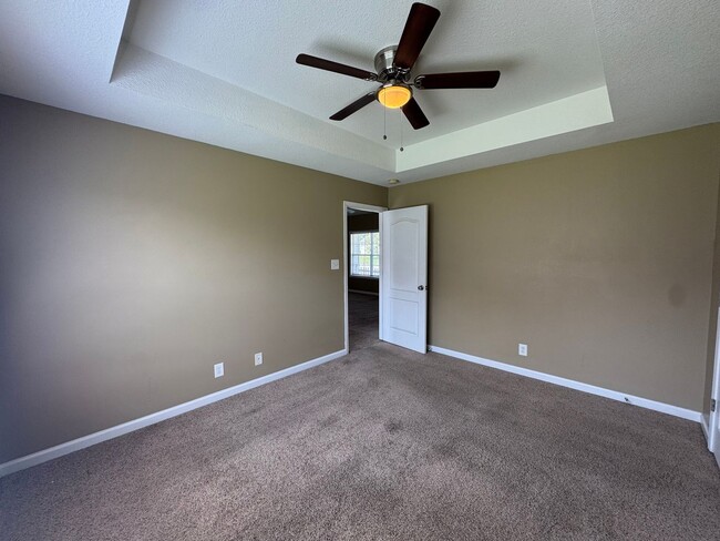 Building Photo - 371 Andrew Dr