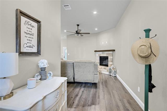 Building Photo - 4817 Enclave Dr