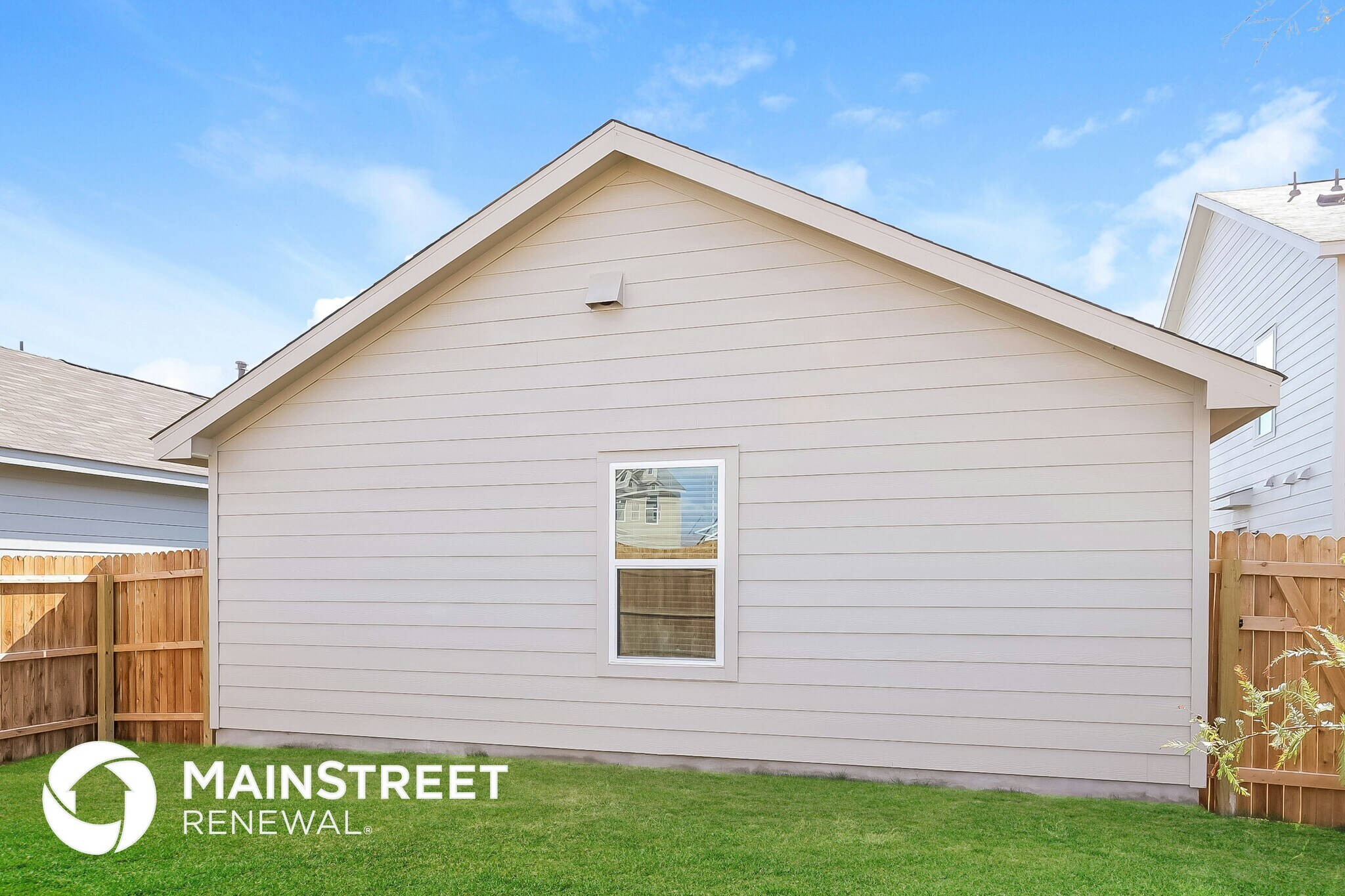 Building Photo - 13815 Goat Cv